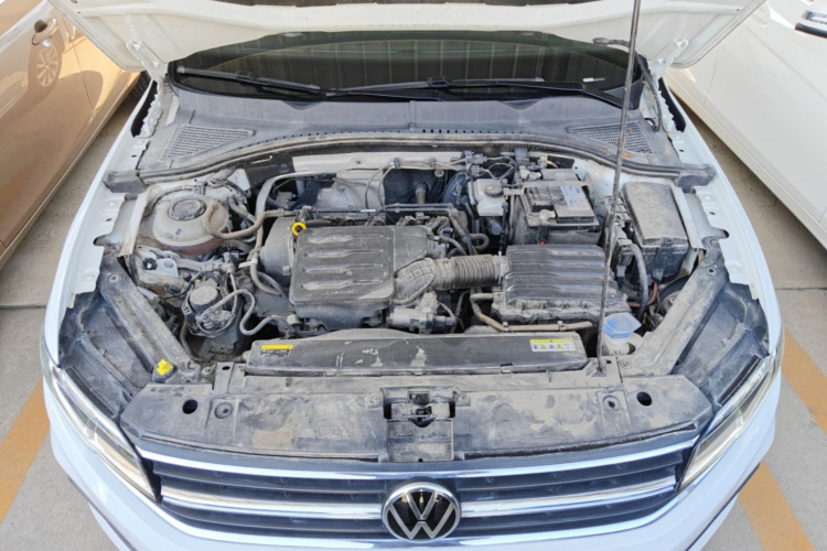 Volkswagen Bora 2023 car image #20