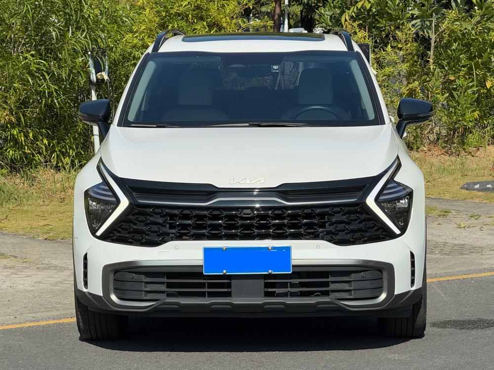 Kia Sportage 2023 car image #2
