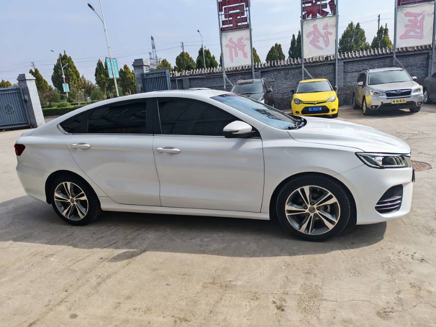 GEELY Binray 2019 #4 GEELY Binray 2019 صورة سيارة #4