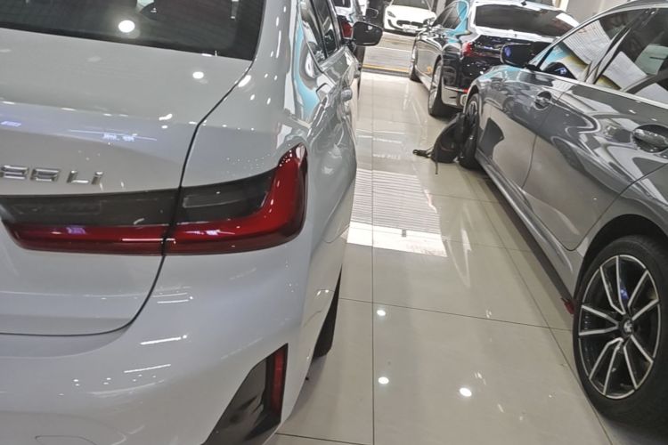 BMW 3 Series 2024 #8 BMW 3 Series 2024 car image #8