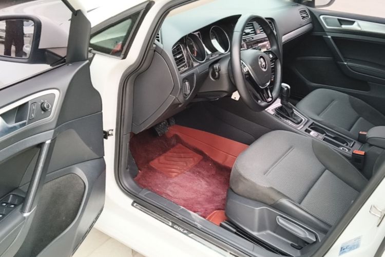 Volkswagen Golf 2019 #12 Volkswagen Golf 2019 صورة سيارة #12
