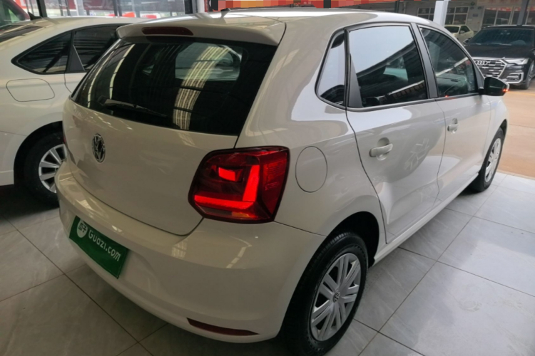 Volkswagen Polo 2017 car image #5