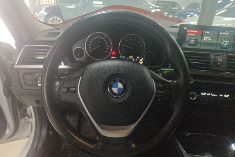 BMW 3 Series 2019 #15 BMW 3 Series 2019 car image #15