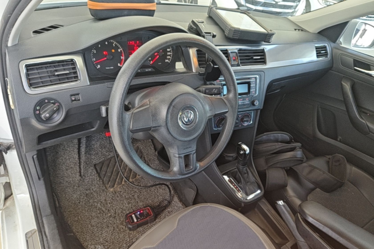 Volkswagen Santana 2015 #10 Volkswagen Santana 2015 car image #10