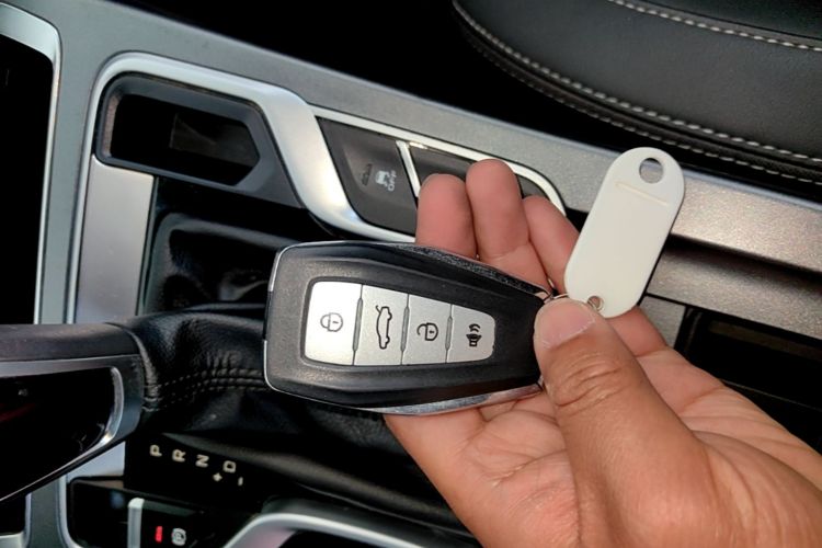 GEELY Emgrand 2020 #9 GEELY Emgrand 2020 car image #9