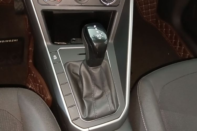 Volkswagen Polo 2019 #14 Volkswagen Polo 2019 car image #14