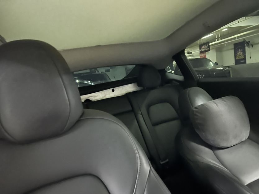 Tesla Model Y 2023 #6 Tesla Model Y 2023 car image #6