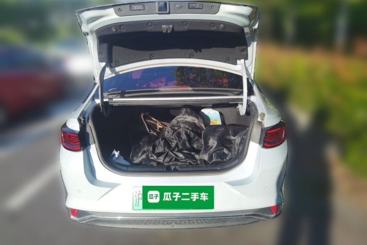 GEELY Emgrand L HiP 2022 car image #21
