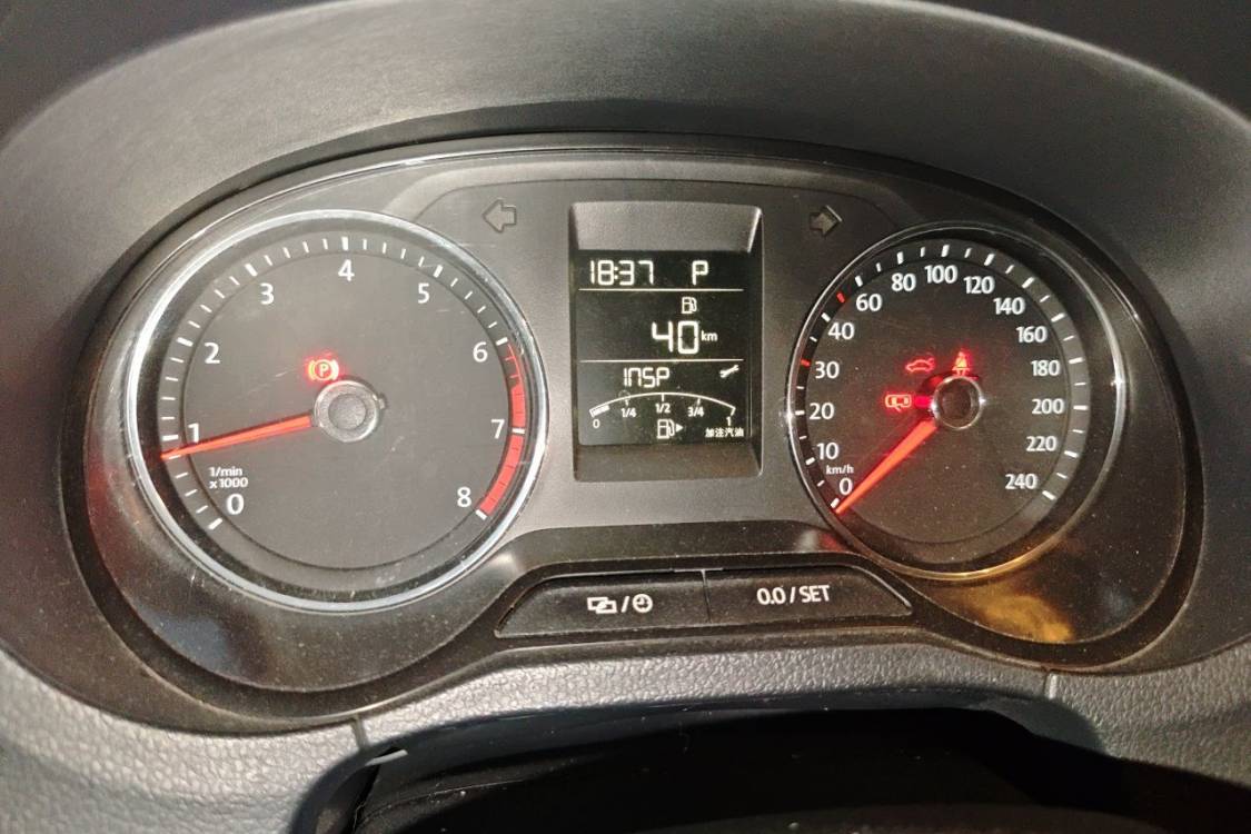 Volkswagen Polo 2016 #24 Volkswagen Polo 2016 car image #24