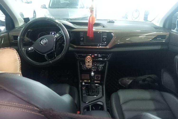 Volkswagen Tharu 2019 #10 Volkswagen Tharu 2019 car image #10