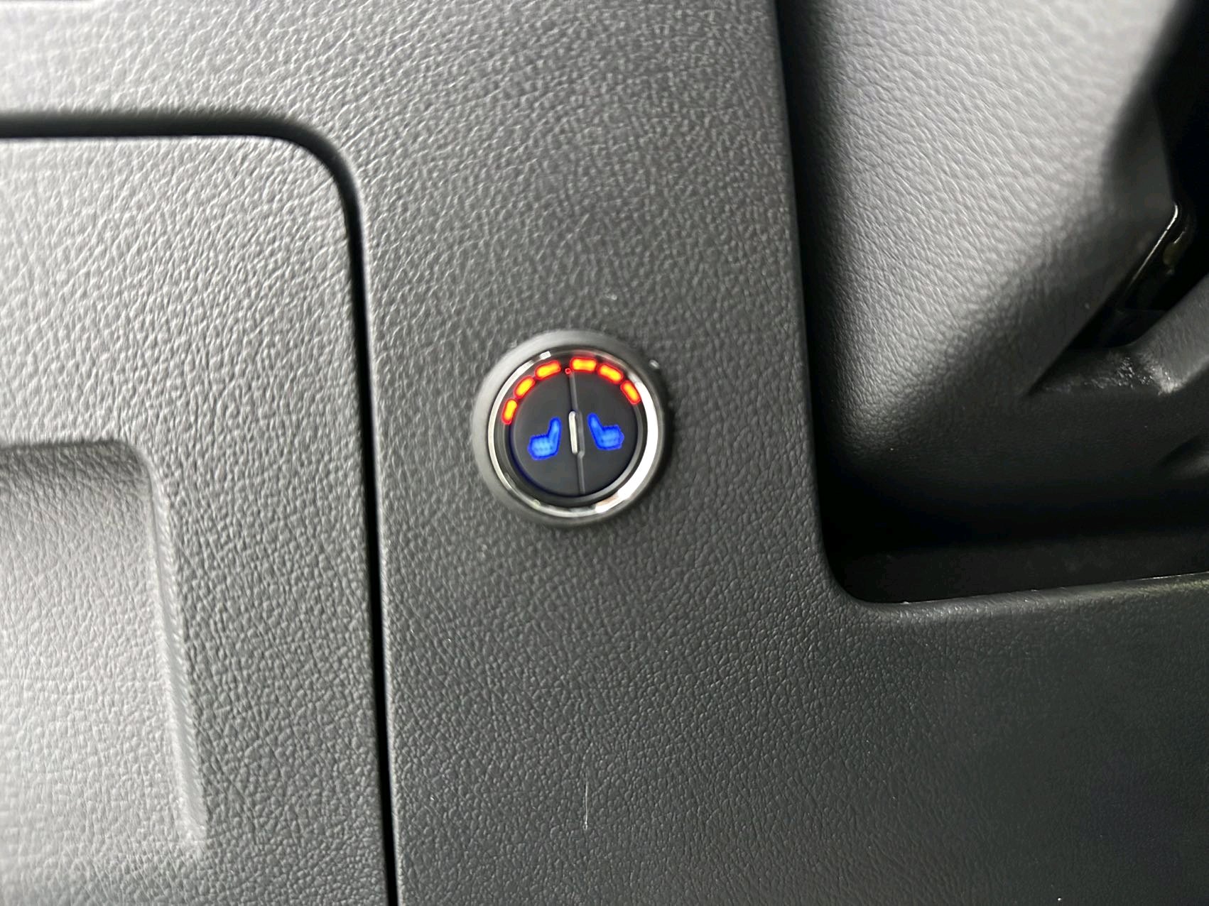 GEELY Vision X6 2022 image de voiture #13