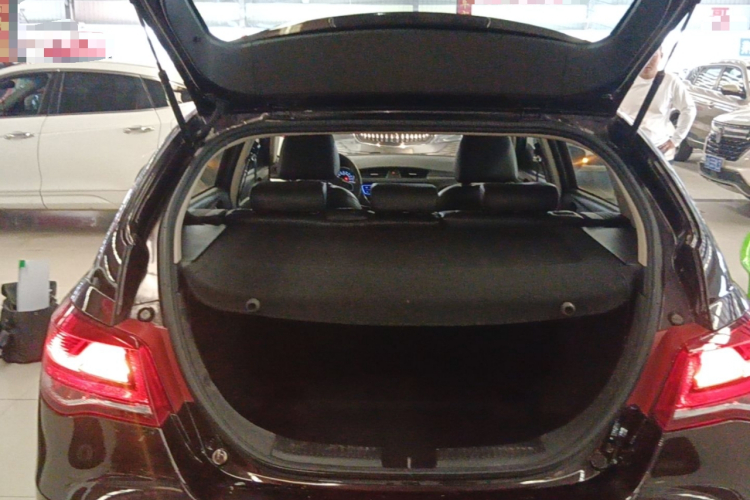 GEELY Emgrand 2017 #21 GEELY Emgrand 2017 car image #21