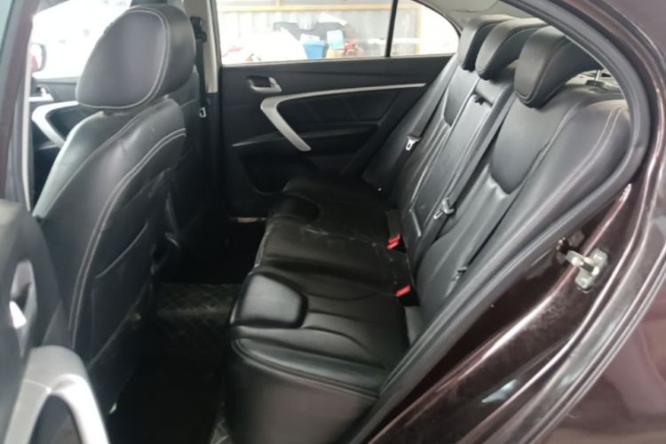 GEELY Emgrand 2016 car image #13