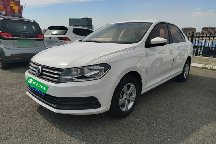 Volkswagen Santana 2017 car image #2