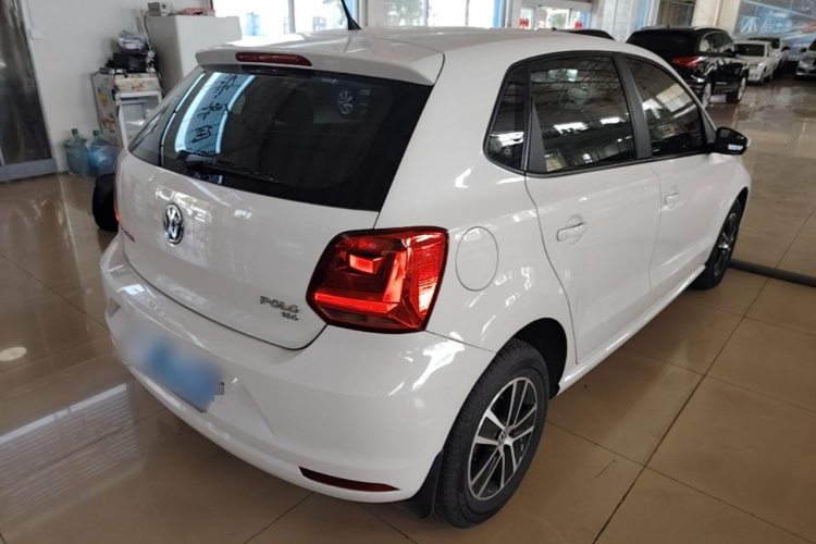 Volkswagen Polo 2018 car image #7