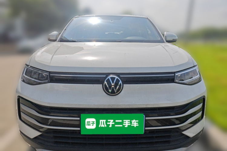 Volkswagen Tharu 2024 car image #3