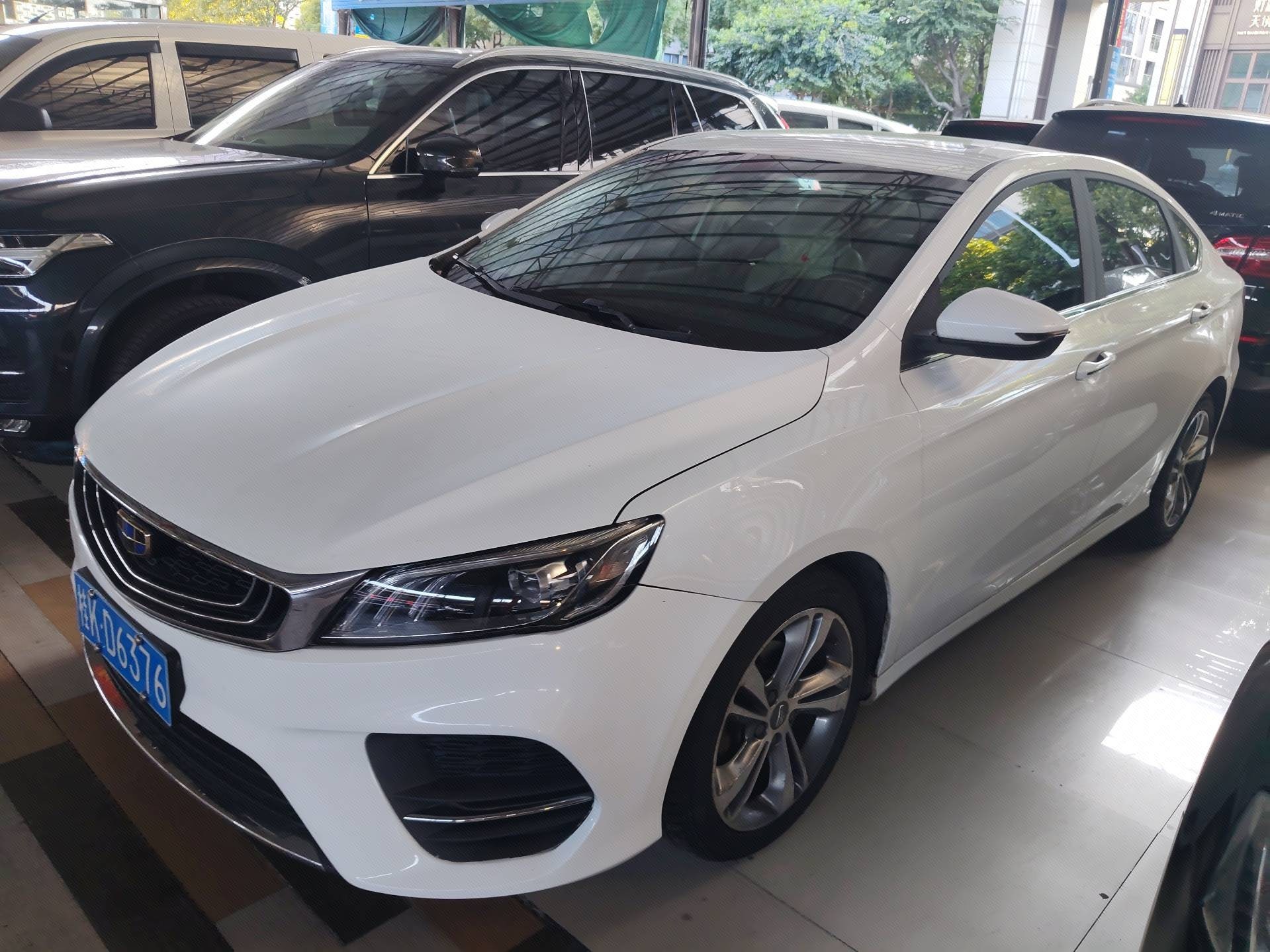 GEELY Binray 2018 car image 