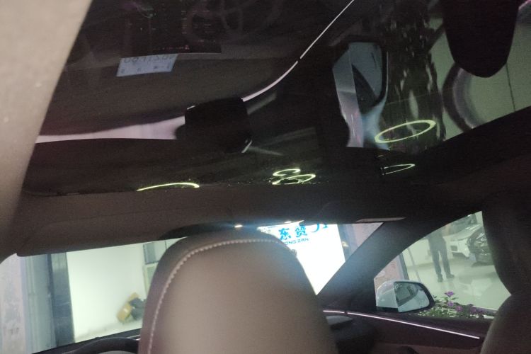 Tesla Model Y 2026 #18 Tesla Model Y 2026 car image #18