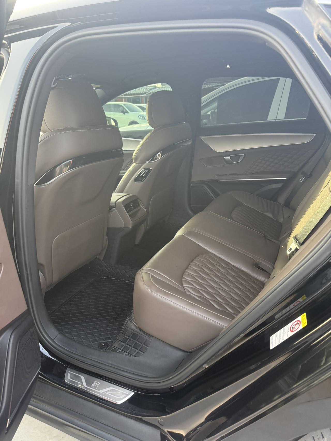 BYD Han 2024 imagen de coche #6