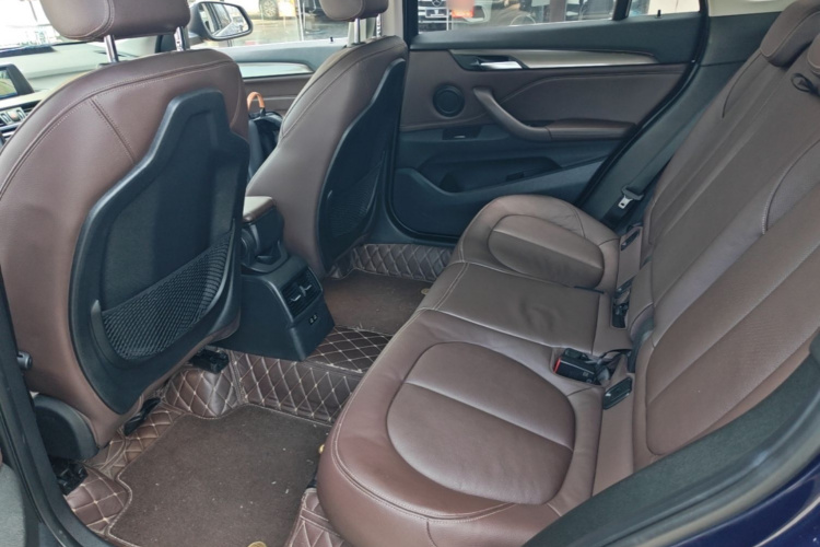 BMW X1 2019 car image #17