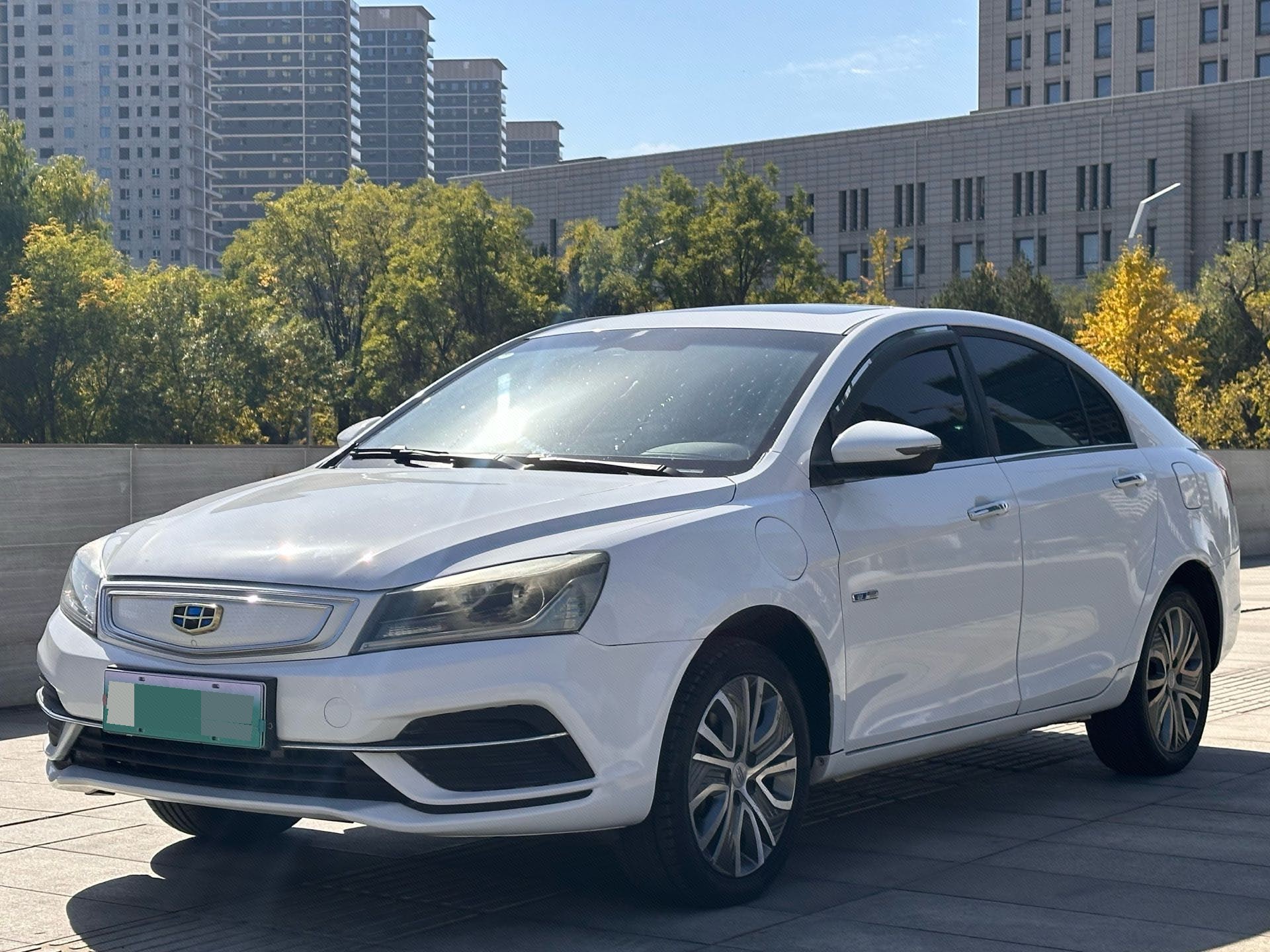 GEELY Emgrand New Energy 2018 GEELY Emgrand New Energy 2018 изображение автомобиля