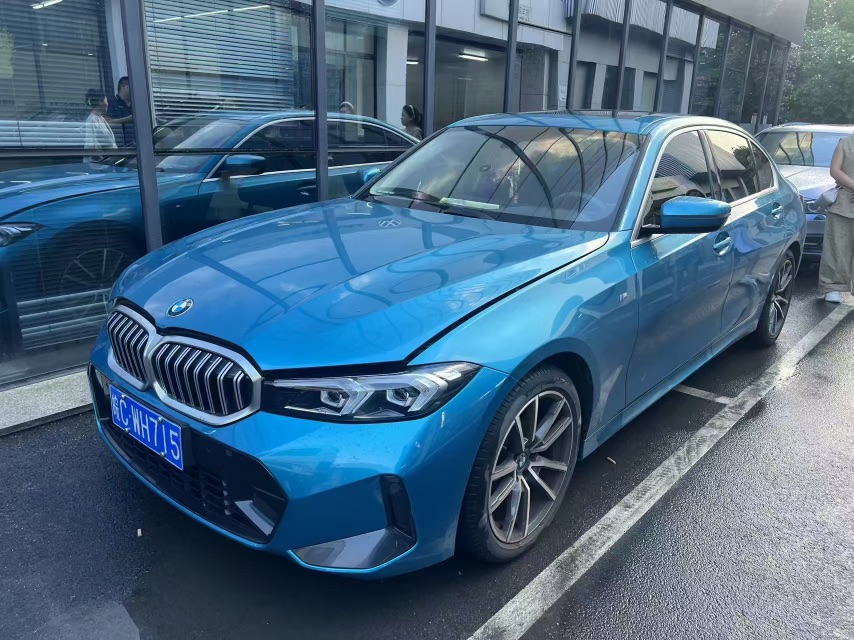 BMW 3 Series 2023 BMW 3 Series 2023 car image