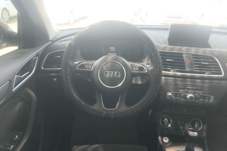 Audi Q3 2018 #12 Audi Q3 2018 car image #12