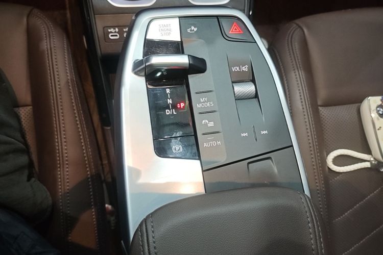 BMW X1 2024 car image #14