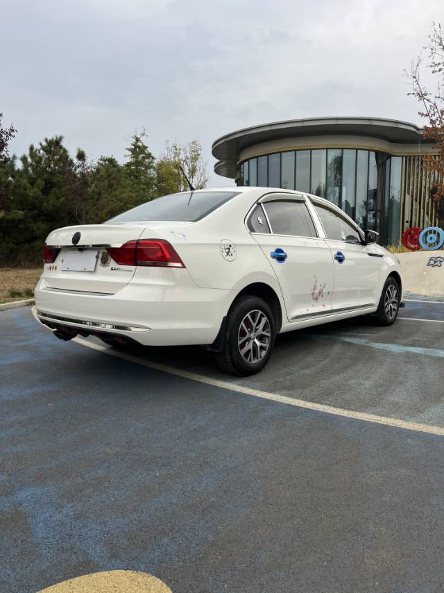 Volkswagen Santana 2019 car image #7