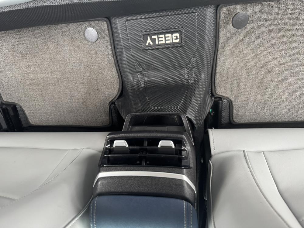 GEELY Emgrand 2021 #16 GEELY Emgrand 2021 car image #16