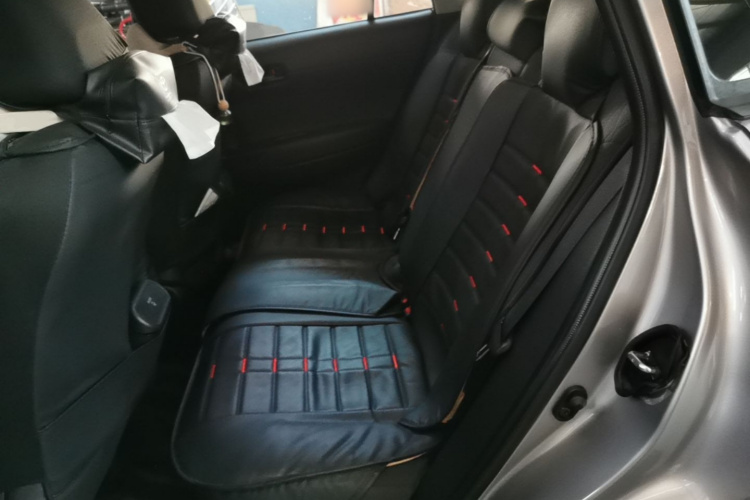 Toyota Corolla Cross 2023 immagine di auto #17
