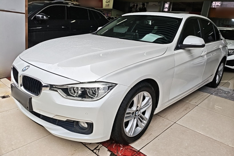 BMW 3 Series 2017 #2 BMW 3 Series 2017 car image #2