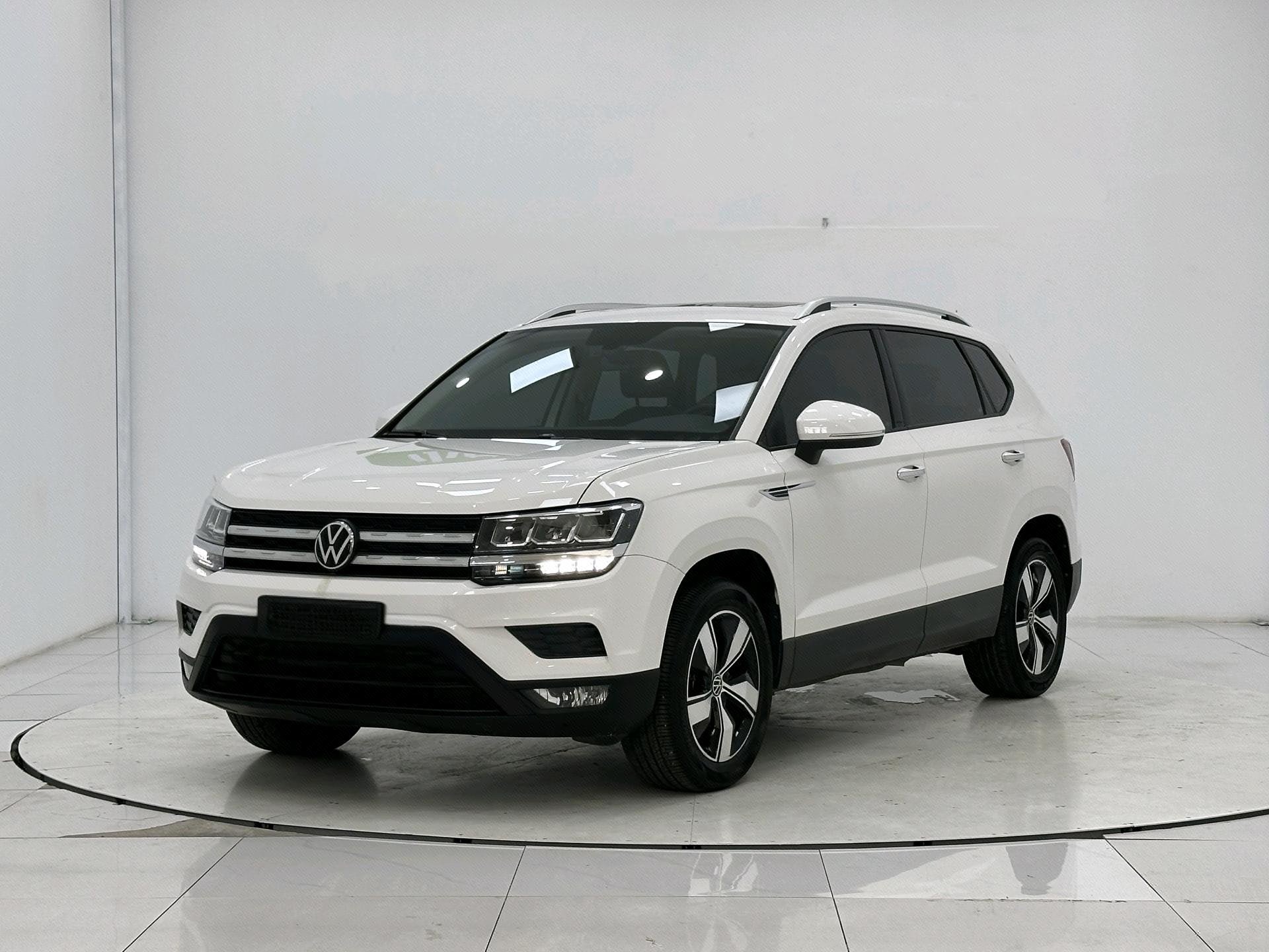 2023 2023 immagine di auto