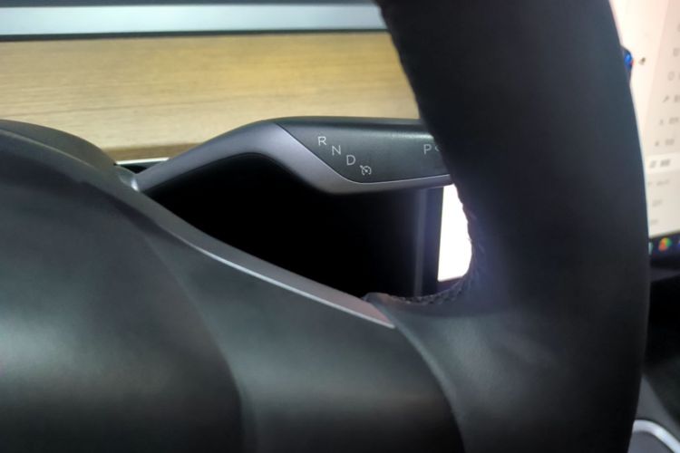 Tesla Model 3 2021 car image #14