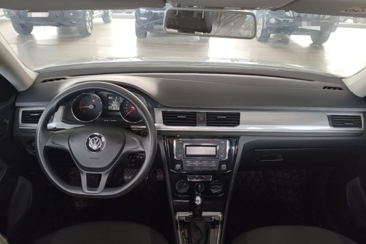 Volkswagen Bora 2021 car image #11