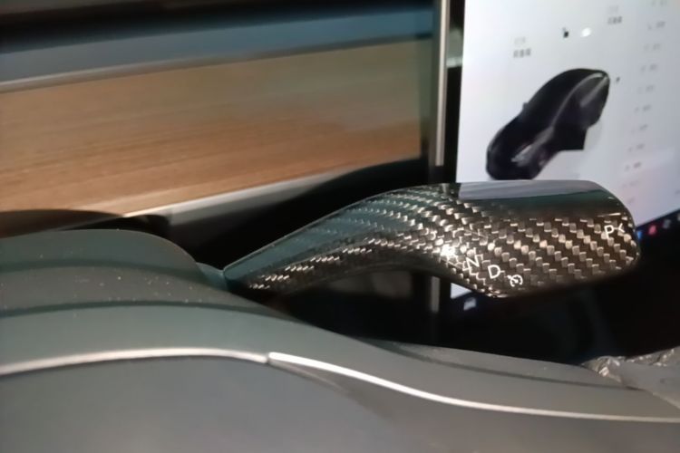 Tesla Model 3 2022 car image #14
