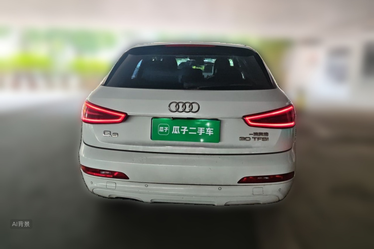 Audi Q3 2015 car image #6