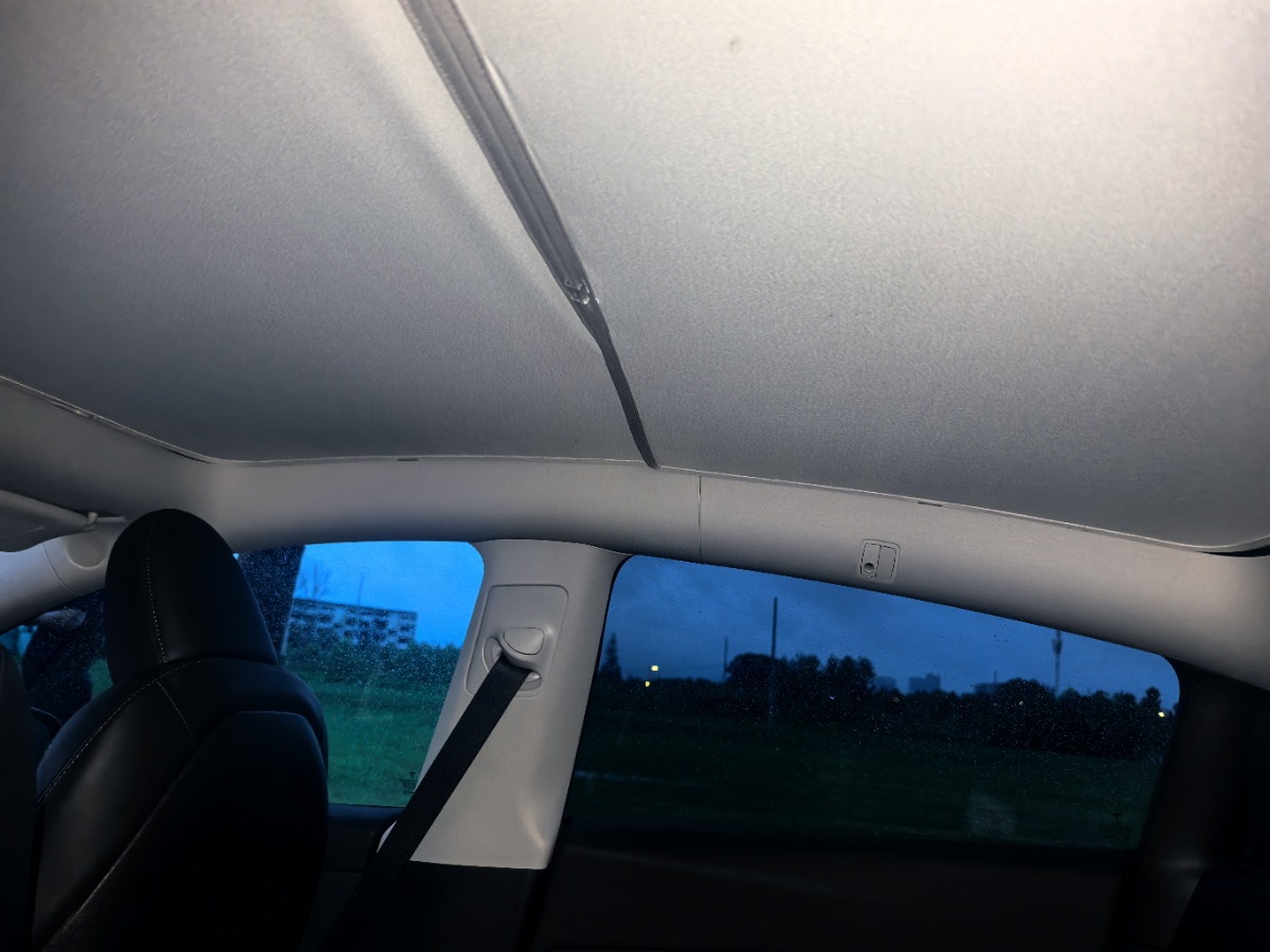 Tesla Model Y 2023 car image #5