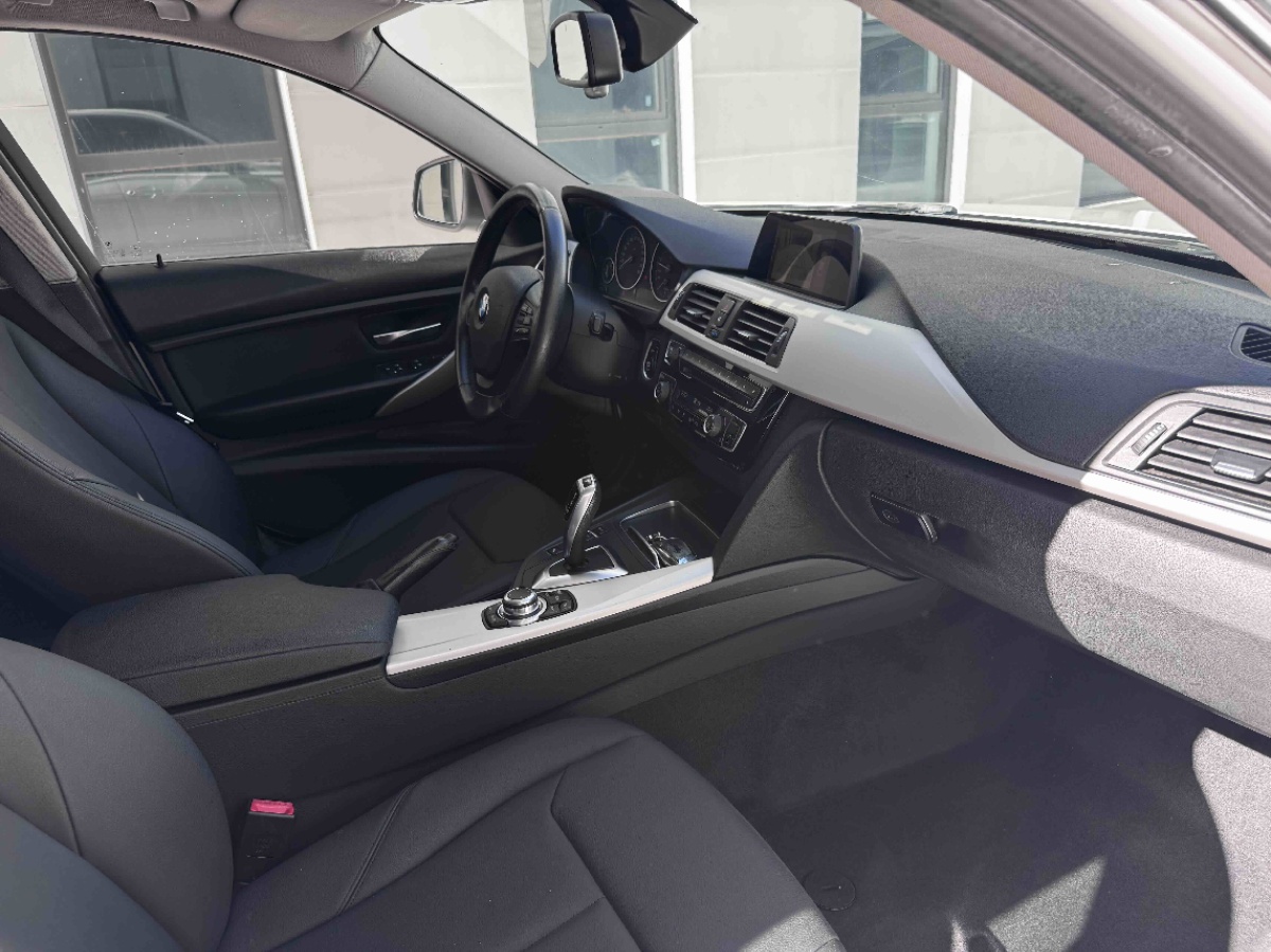 BMW 3 Series 2016 #11 BMW 3 Series 2016 car image #11