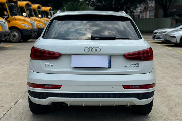 Audi Q3 2019 #9 Audi Q3 2019 car image #9