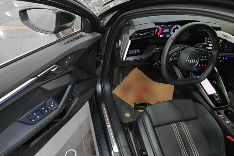 Audi A3 2024 car image #16