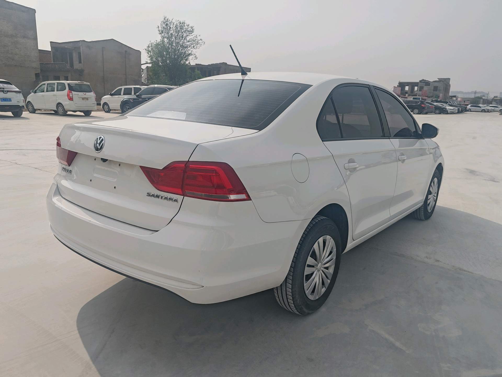 Volkswagen Santana 2021 car image #3