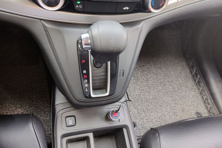 Honda CR-V 2017 #14 Honda CR-V 2017 car image #14