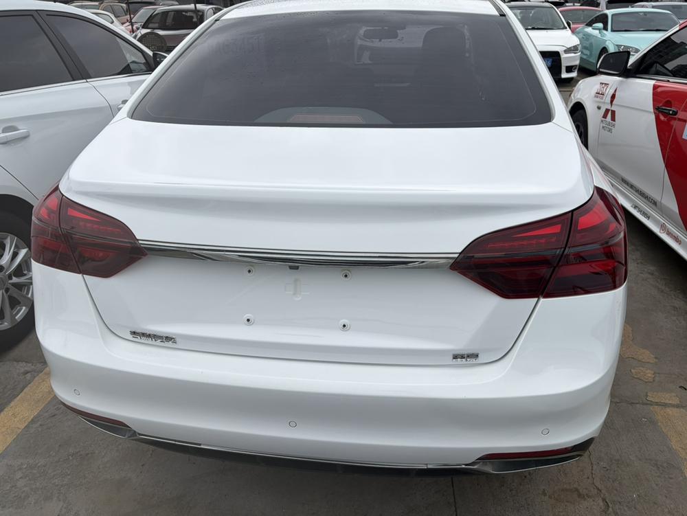 GEELY Emgrand 2019 #5 GEELY Emgrand 2019 car image #5