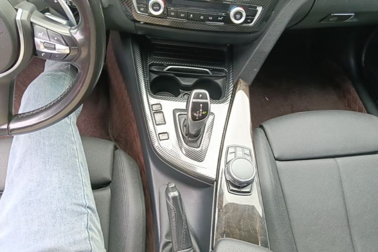 BMW 3 Series 2017 #14 BMW 3 Series 2017 car image #14