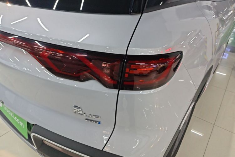 BYD YuanUP 2025 car image #8