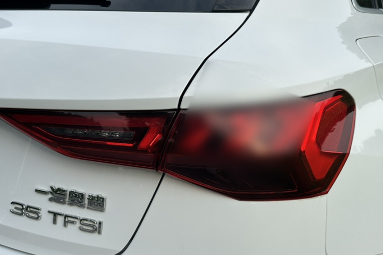 Audi A3 2021 car image #11