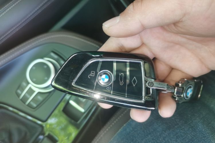 BMW X1 2020 imagen de coche #14