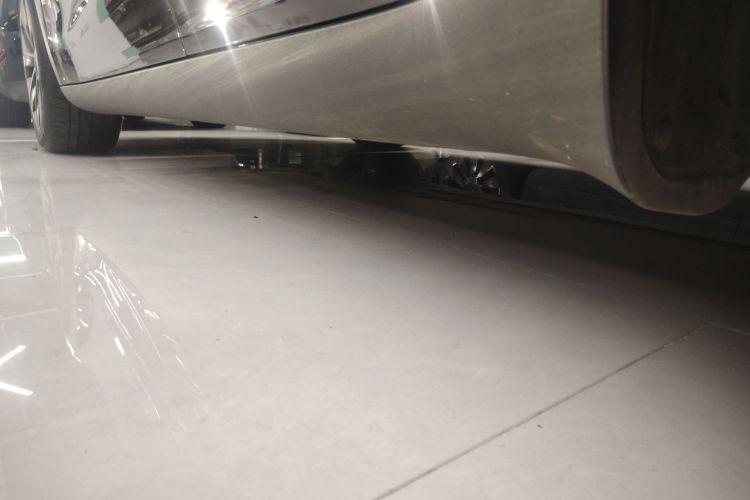 Tesla Model Y 2023 #27 Tesla Model Y 2023 car image #27
