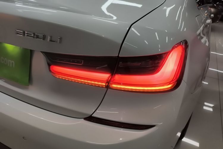 BMW 3 Series 2021 imagen de coche #8